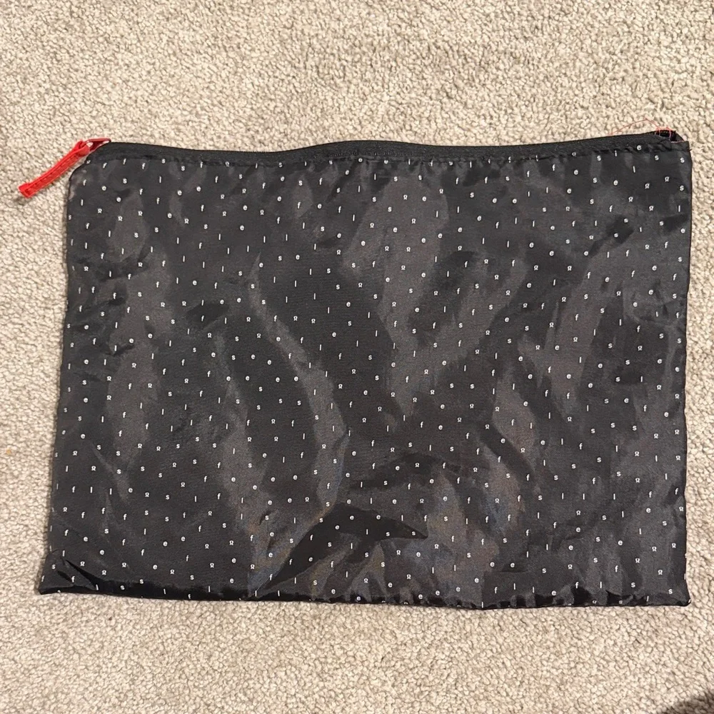 Lululemon limited edition selfcare bag
